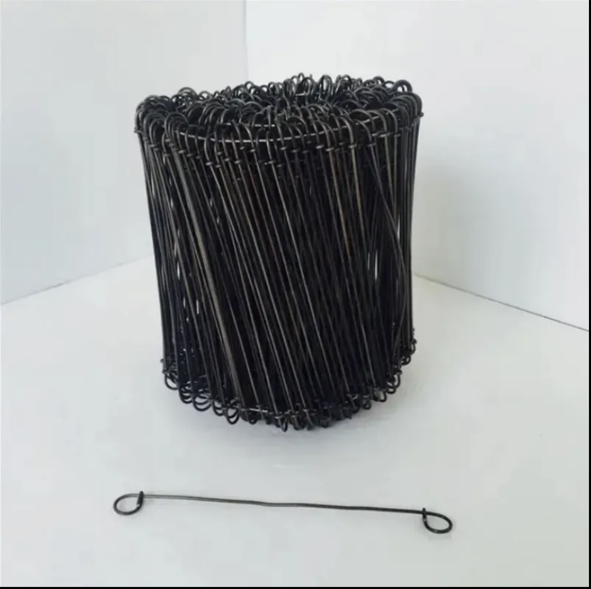 Double loop rebar tie wire